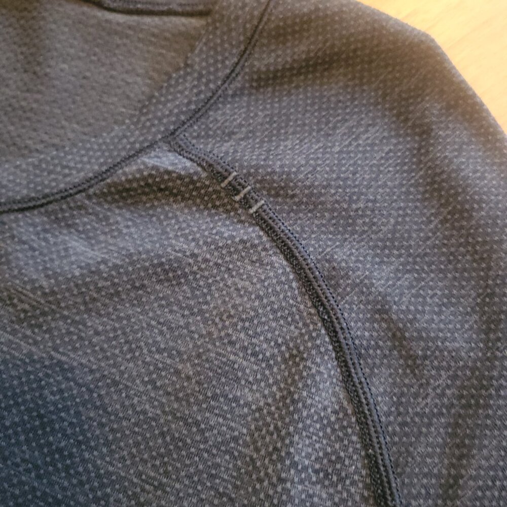 Lululemon Men's Metal Vent Tech Short-Sleeve Shirt GRAY - Picture 3 of 4